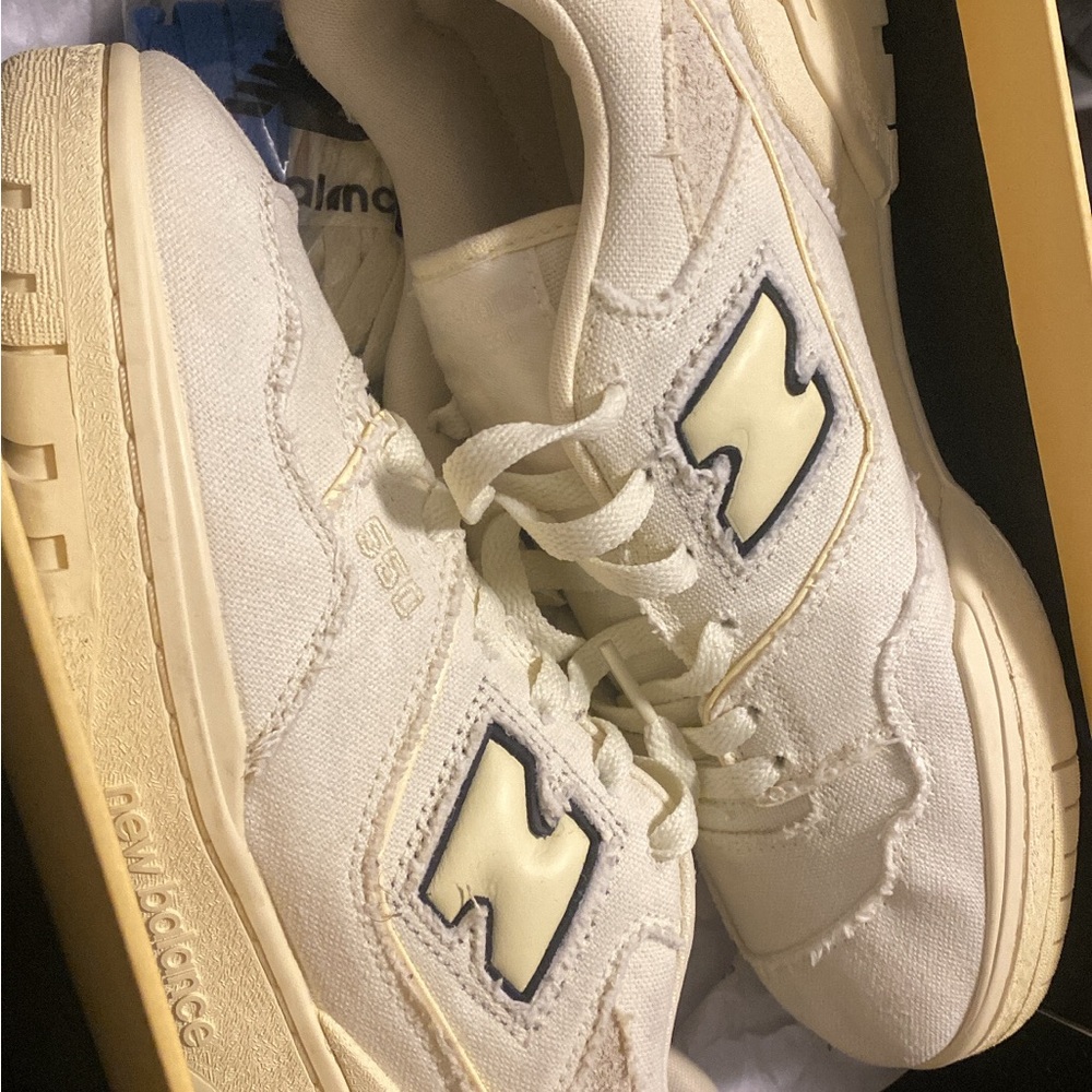 New Balance 550